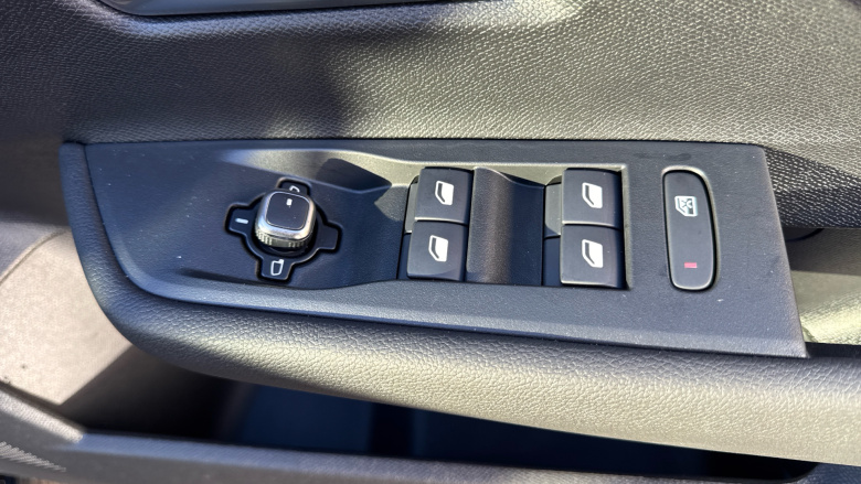 Vauxhall Astra 1.2 Turbo 130 Griffin 5dr Petrol Hatchback